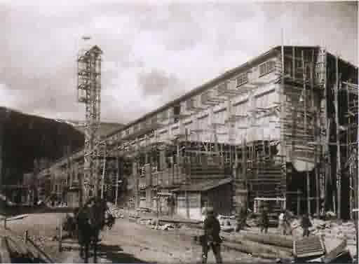 1931 г. Строительство апатито-нефелиновой обогатительной фабрики АНОФ-1.