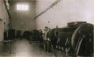 Сентябрь 1931 г. Турбинный зал электростанции